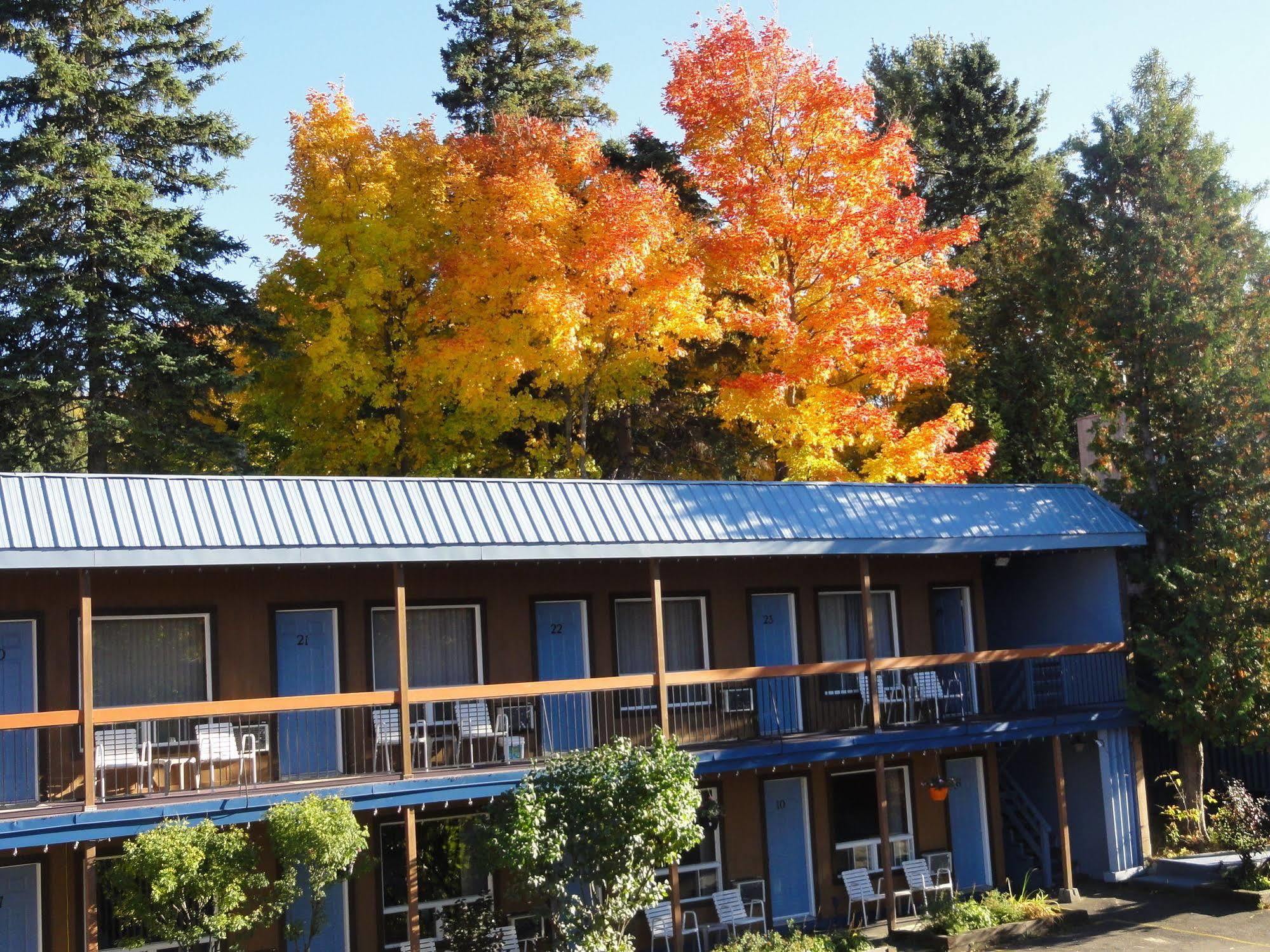 Motel Chantolac Sainte-Adèle Exteriér fotografie